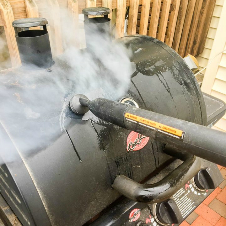 How-to-clean-a-grill-with-a-steam-machine-7-720x960_0