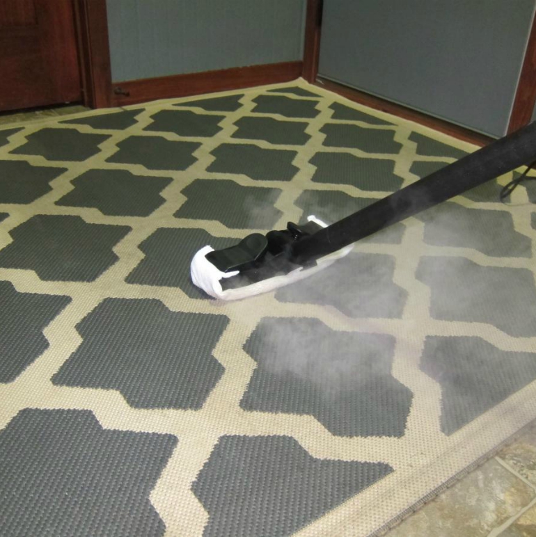 SteamMachine Cleaning Area Rug