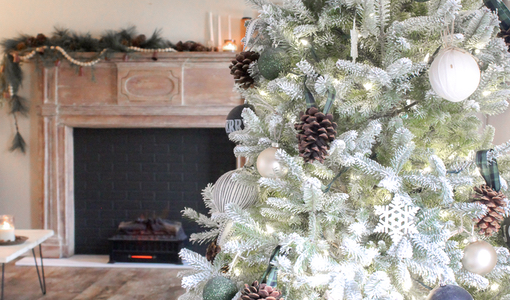 How to Flock a Christmas Tree