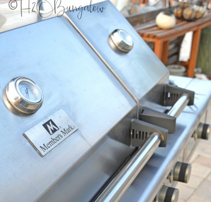 How to makeover a grill exterior