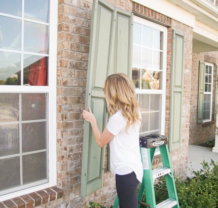 Step 1 How to paint shutters