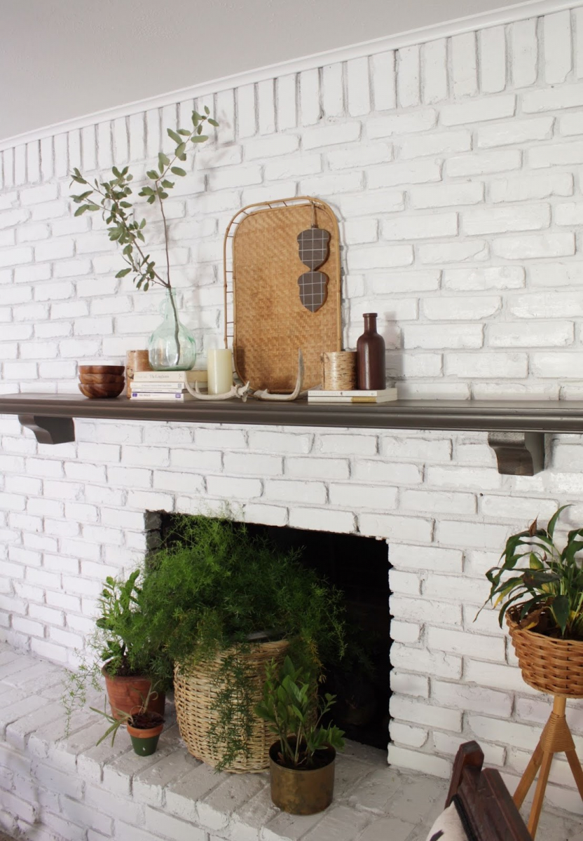 decor for living room fireplace mantle