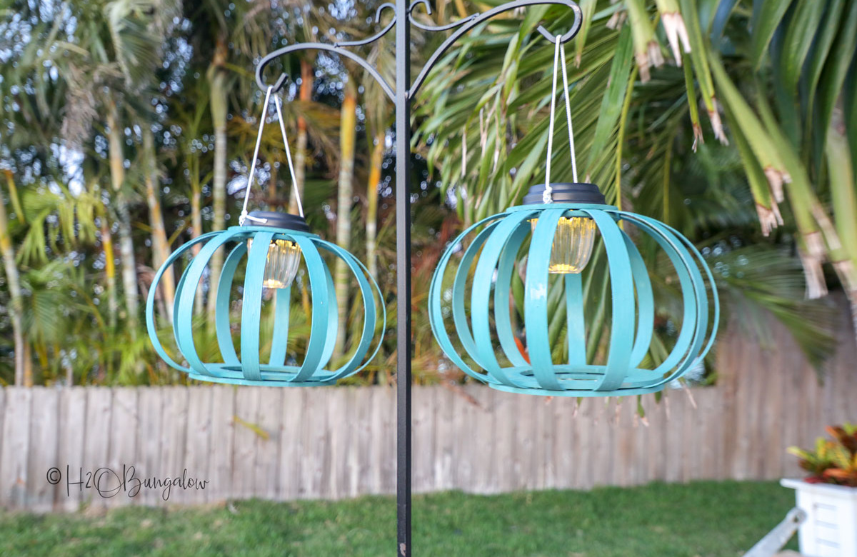 DIY-solar-hanging-or-table-lanterns-H2OBungalow