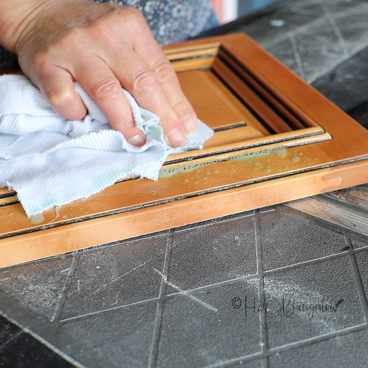 cleaning cabinets with simple green