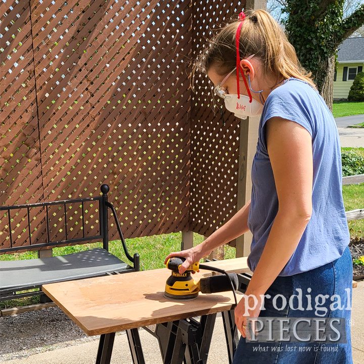 sanding table top